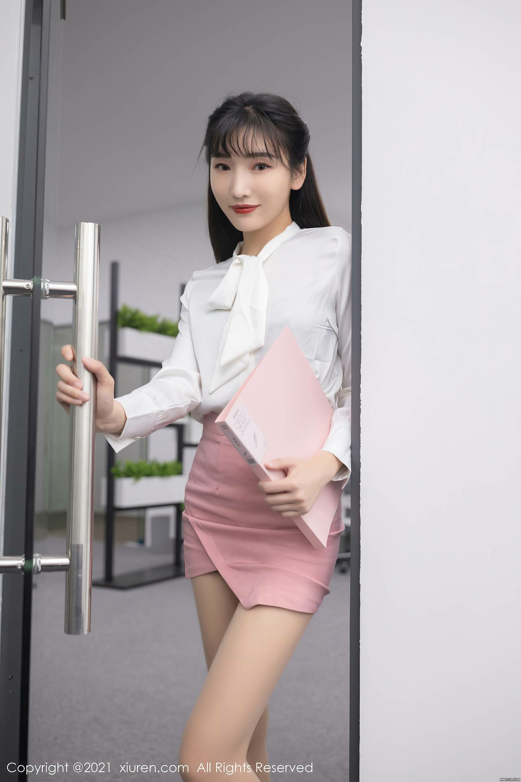 图片[4]-[XiuRen秀人网] 2021.01.21 No.3030 陆萱萱-秀人集