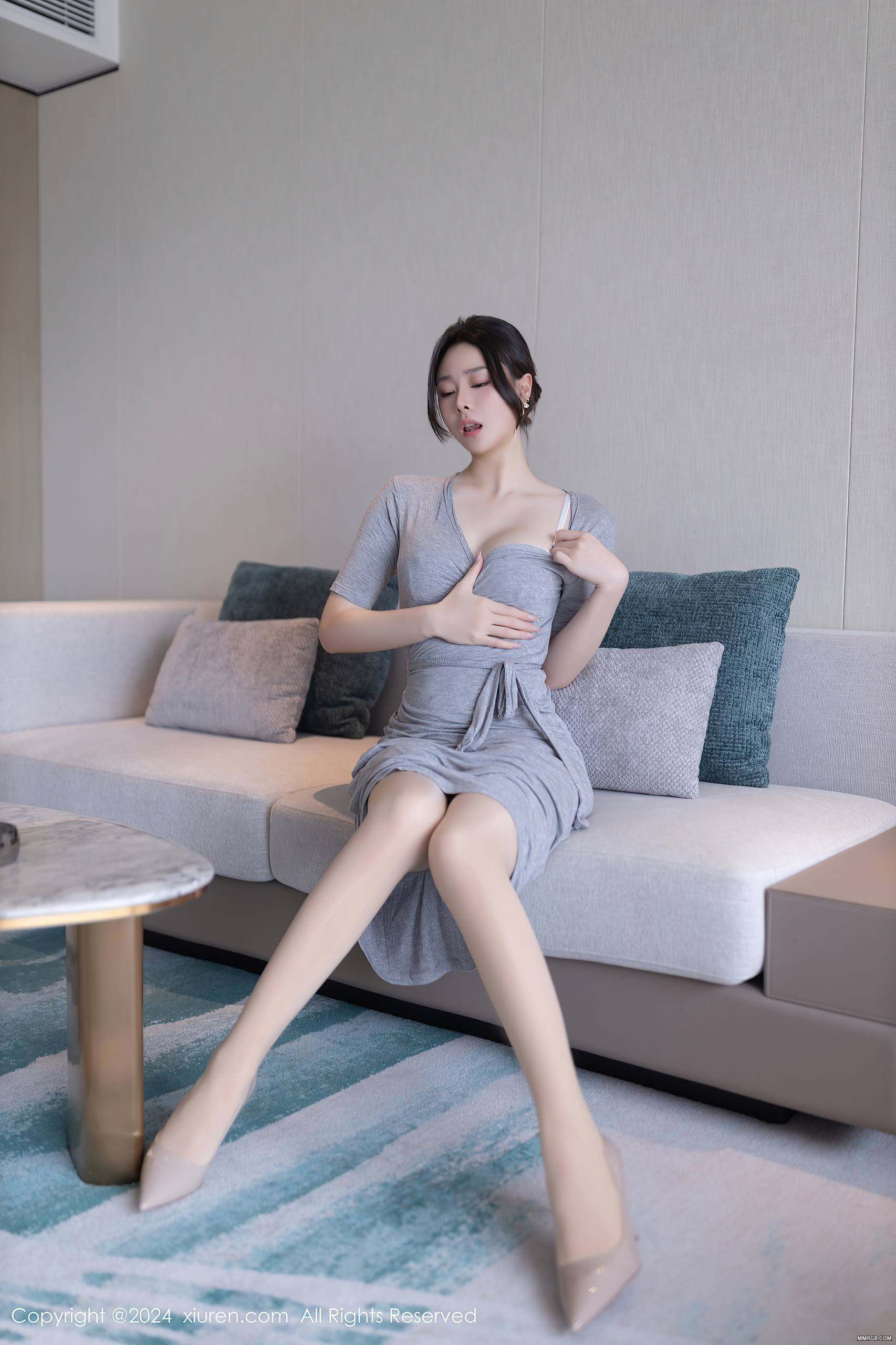 图片[2]-[XiuRen秀人网] 2024.06.13 No.8699 小逗逗-秀人集